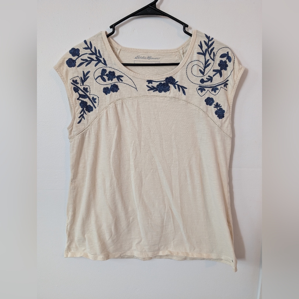 Eddie Bauer Women's‎ Embroidered Top